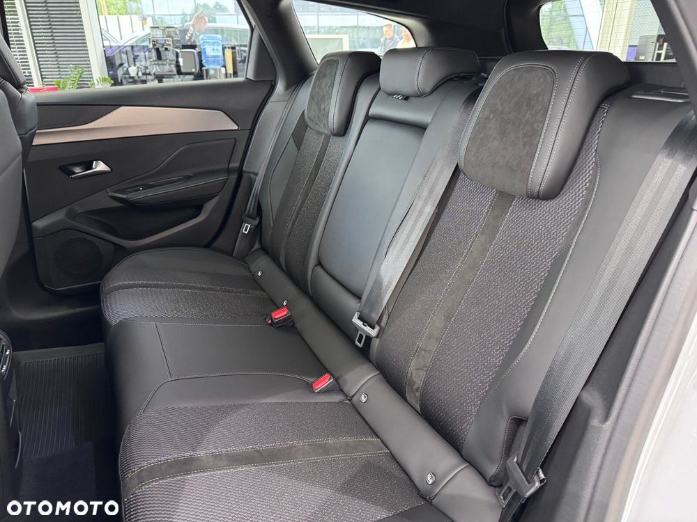 Peugeot 308 1.2 PureTech GT S&S EAT8 - 13