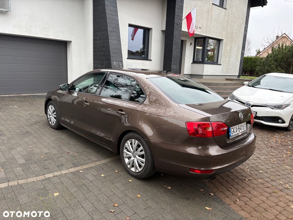 Volkswagen Jetta 1.4 TSI Comfortline - 5