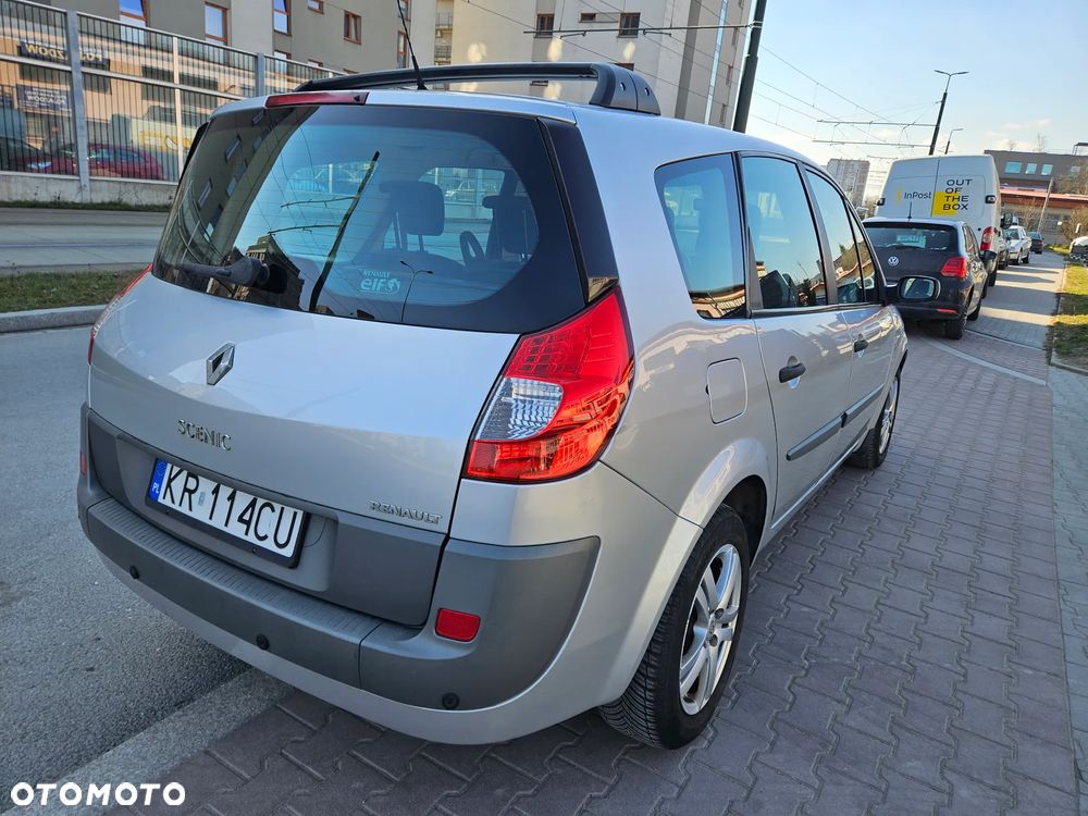 Renault Scenic 1.9 dCi Confort Authentique - 4