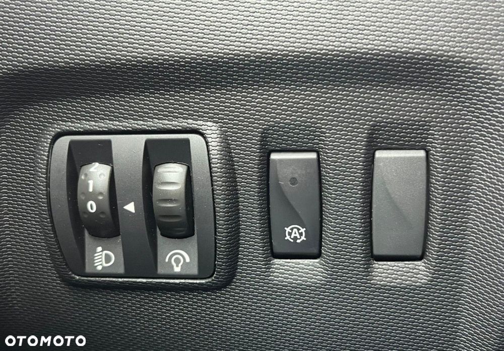 Renault Captur - 30