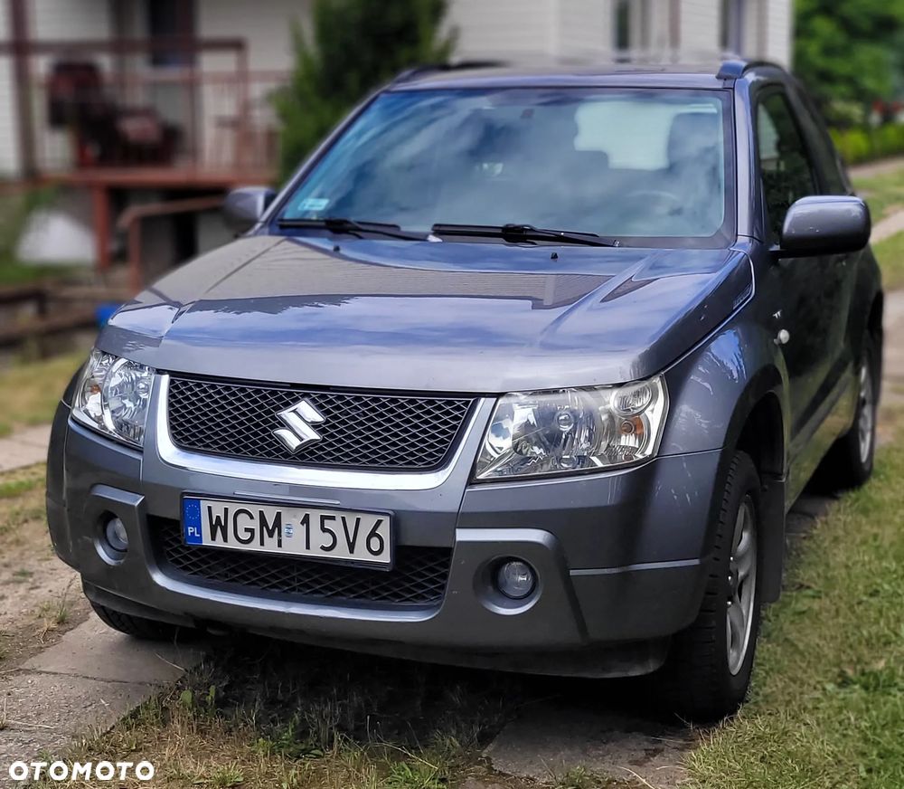 Suzuki Grand Vitara 1.6 De luxe - 2