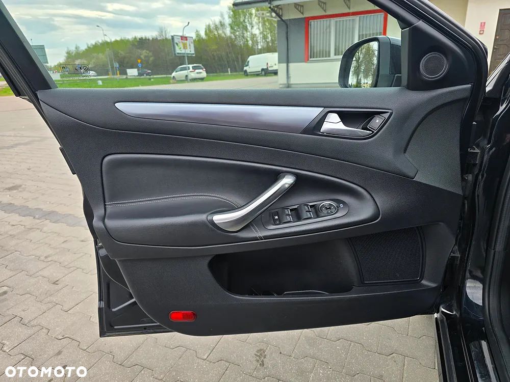 Ford Mondeo - 13