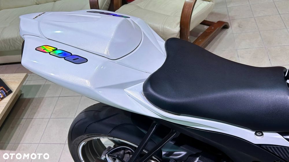 Suzuki GSX-R - 16