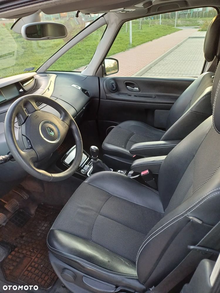 Renault Grand Espace 2.0 Privilege - 12