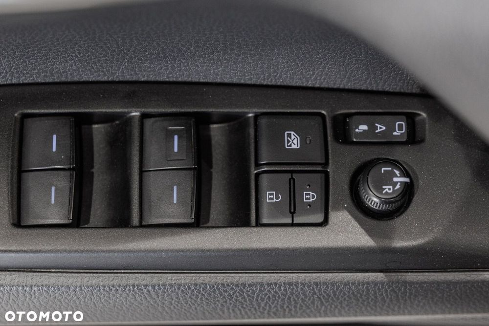 Toyota Camry 2.5 Hybrid Comfort CVT - 41