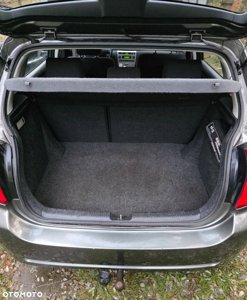 Toyota Corolla 1.4 Sol - 19