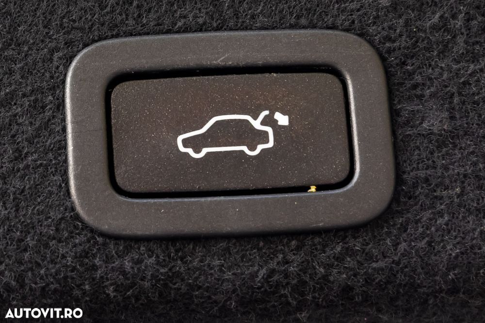 Volvo XC 60 D4 AWD Geartronic Summum - 25