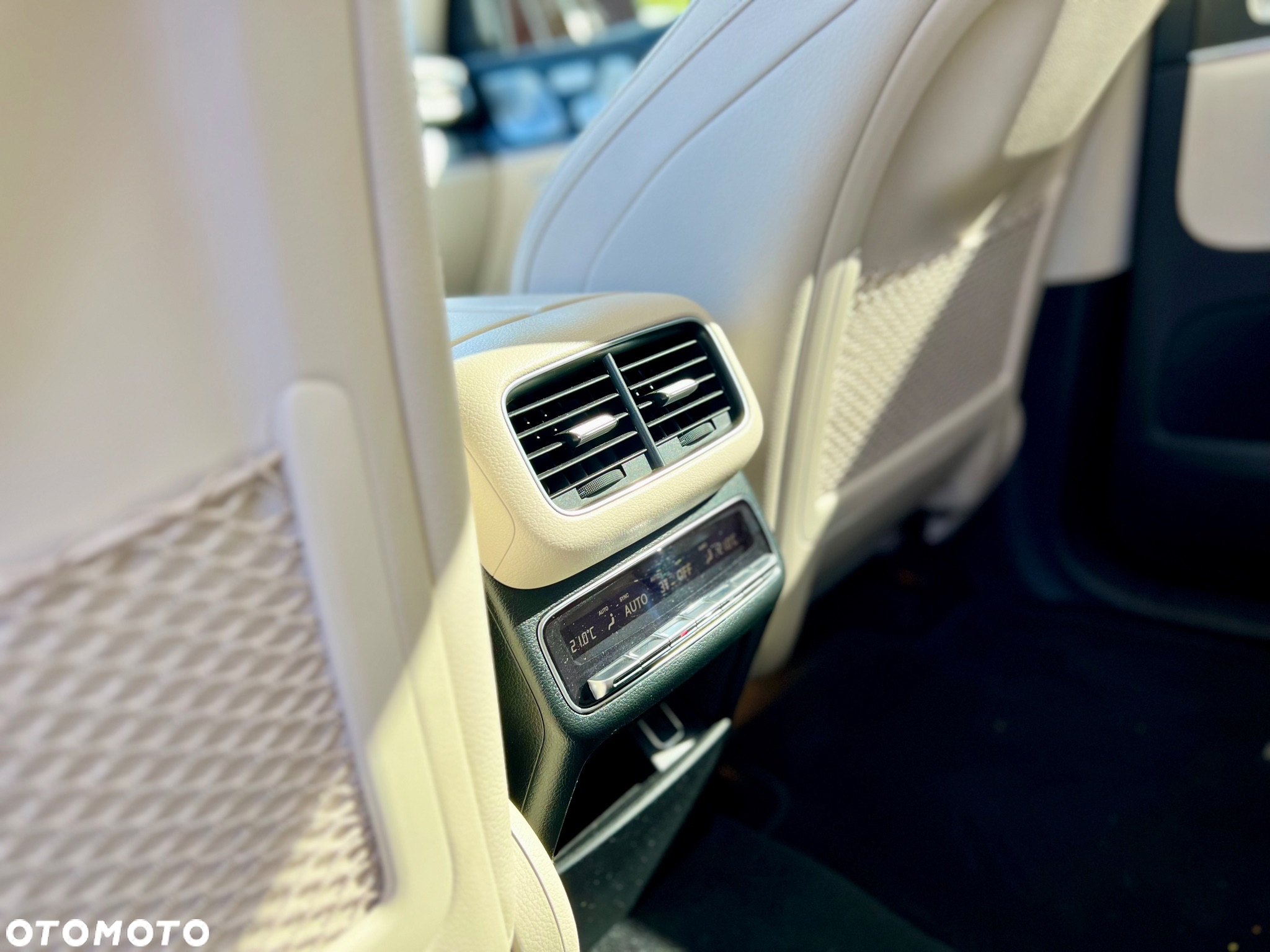 Mercedes-Benz GLS 400 d 4-Matic - 28