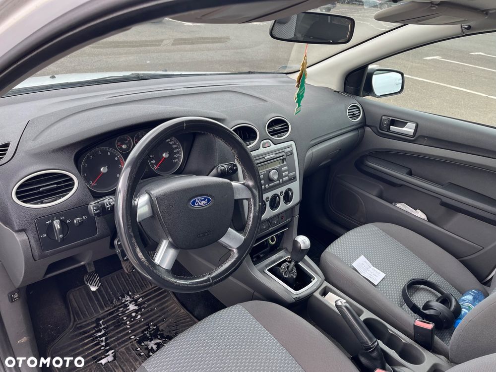 Ford Focus 1.6 Ambiente - 7