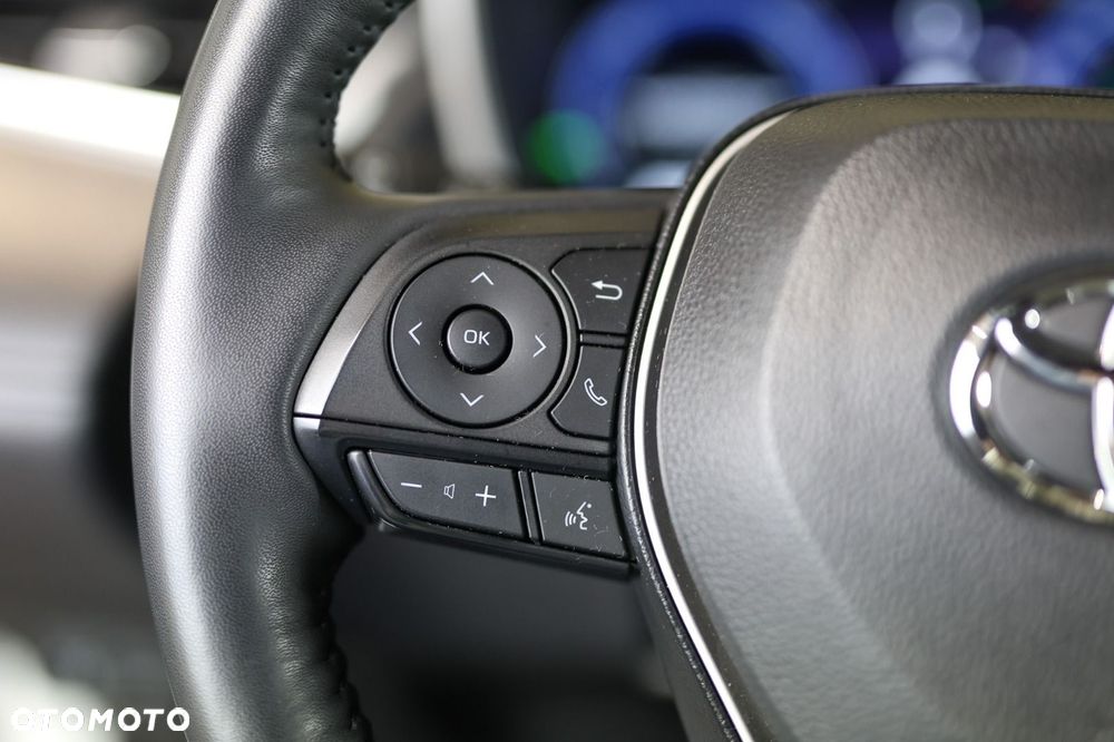 Toyota Corolla Cross - 25