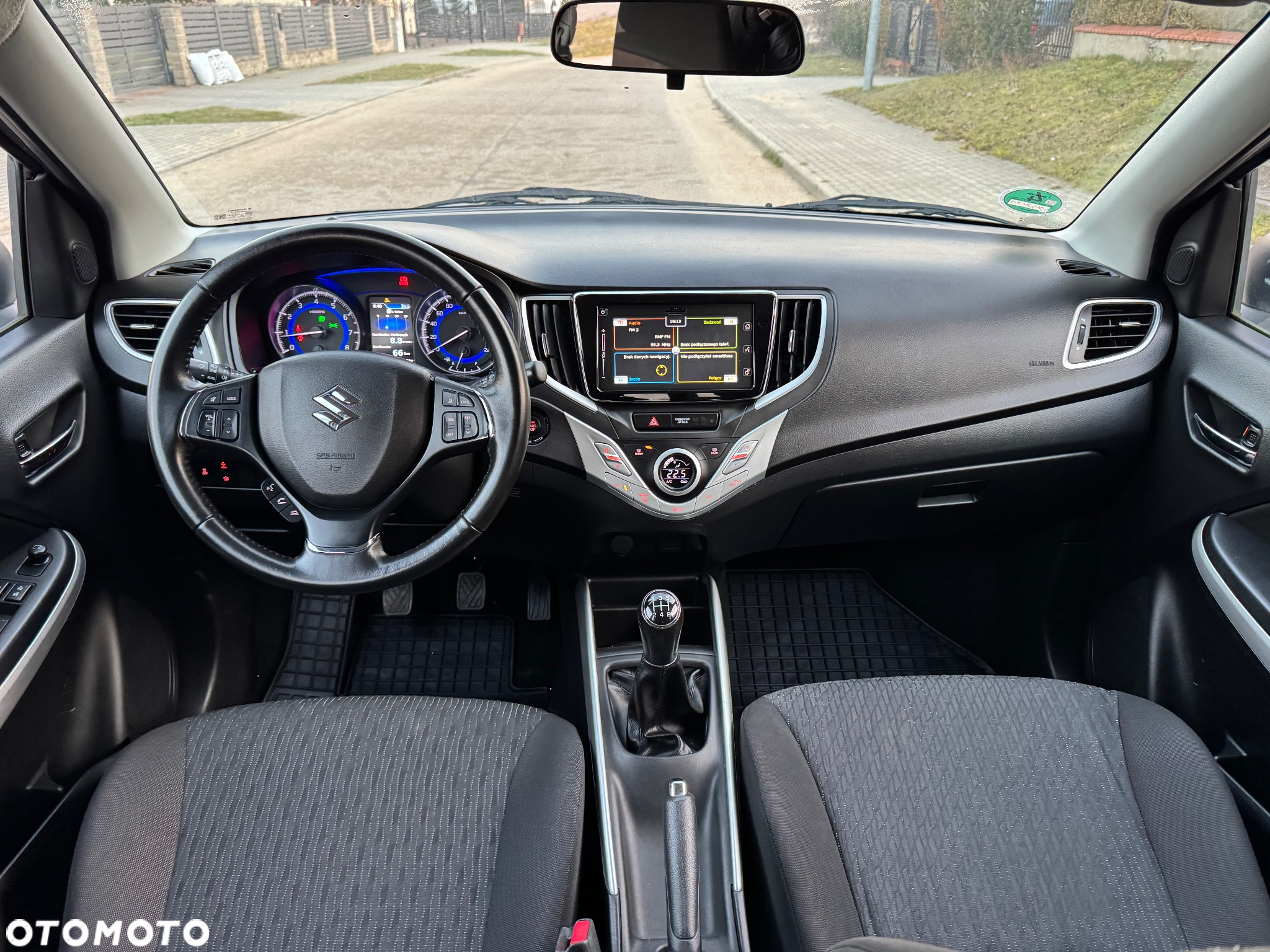 Suzuki Baleno 1.0 T Premium Plus - 7