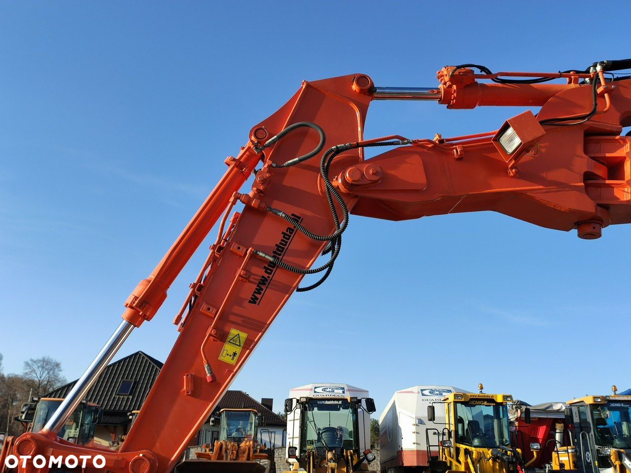 Hitachi ZX140 Koparka Kołowa - 9