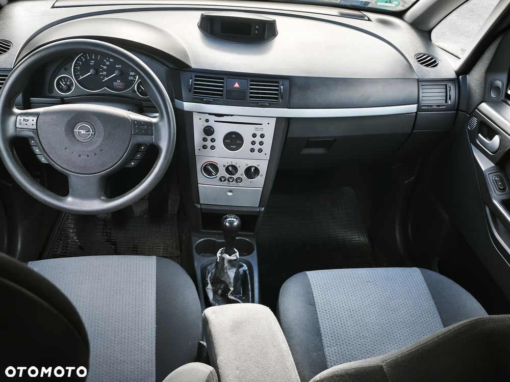 Opel Meriva 1.6 Cosmo - 16