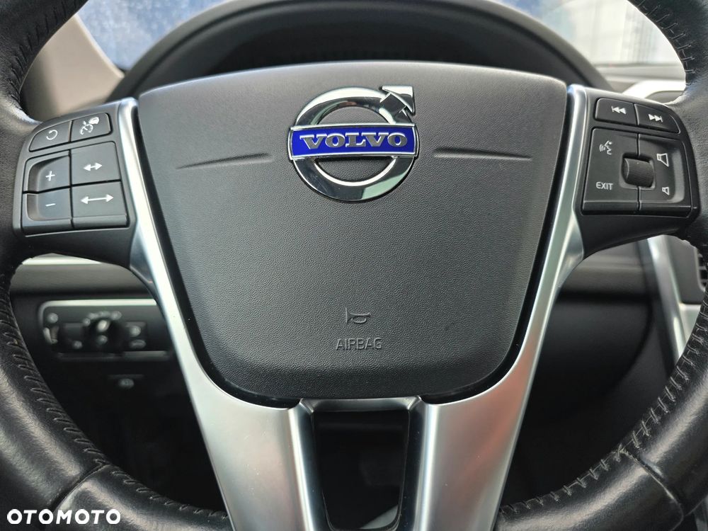 Volvo XC 60 - 20