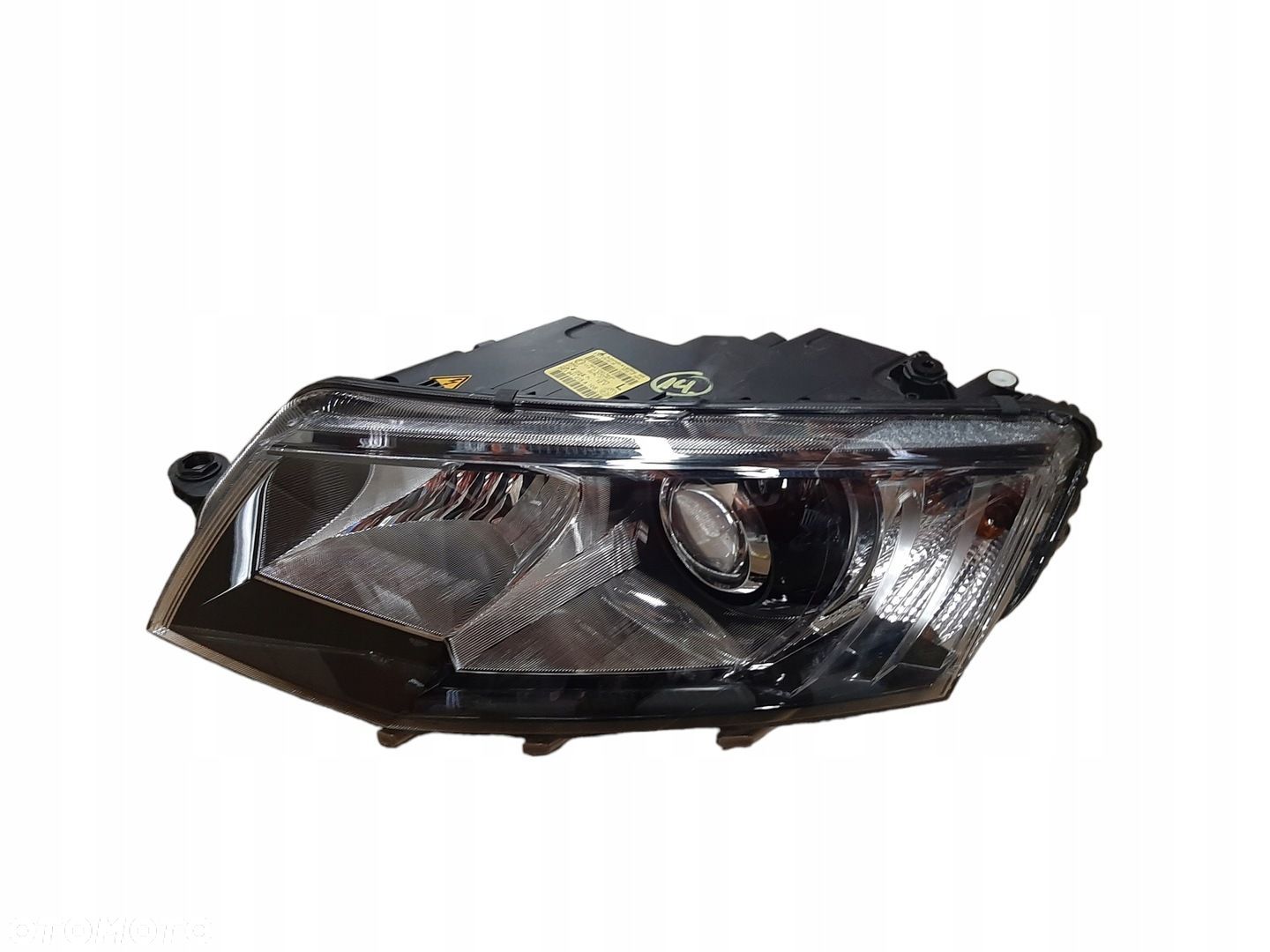 SKODA OCTAVIA 3 2014-2018 REFLEKTOR LAMPA LEWA XENON 5E1941015A - 1