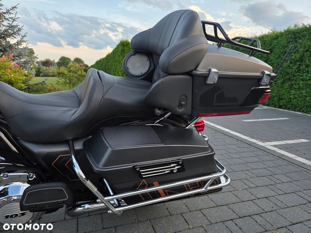 Harley-Davidson FLHTCU Ultra - 13