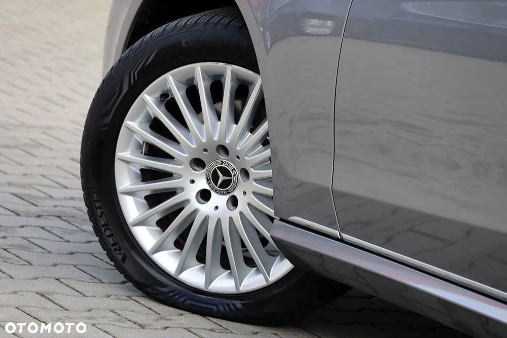 Mercedes-Benz Klasa E 200 CDI Elegance - 37