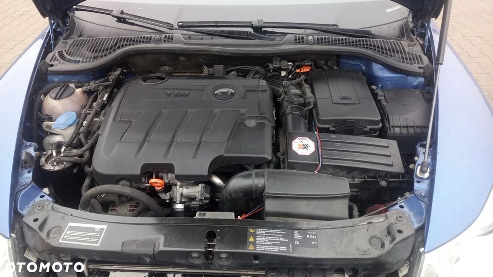 Skoda Octavia Combi 2.0 TDI CR DPF RS - 9