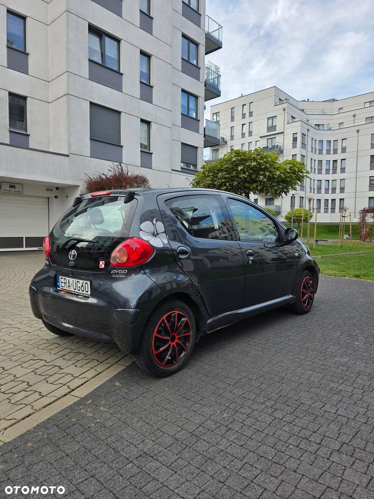 Toyota Aygo - 15