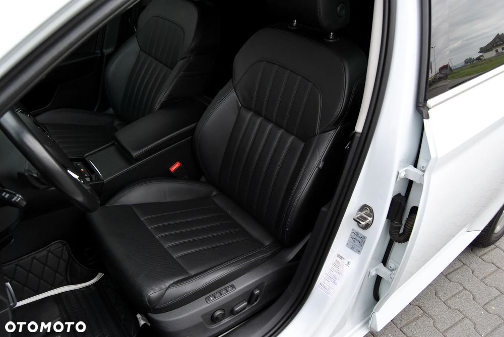 Skoda Superb 2.0 TDI 4x4 DSG Style - 18