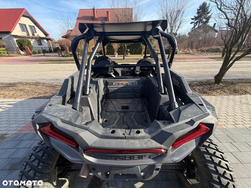 Polaris RZR - 19