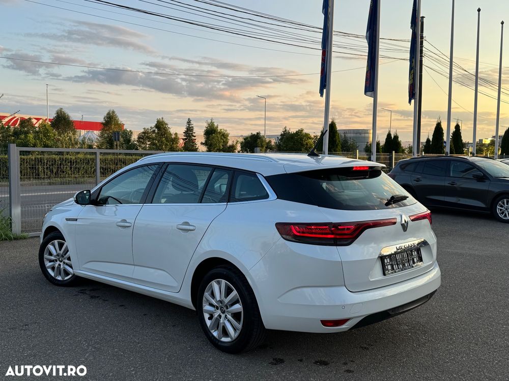 Renault Megane TCe 140 GPF EDC BUSINESS EDITION - 23