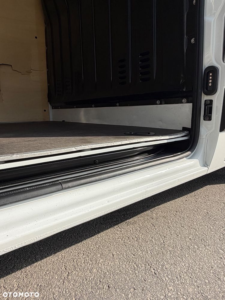 Renault Master - 22
