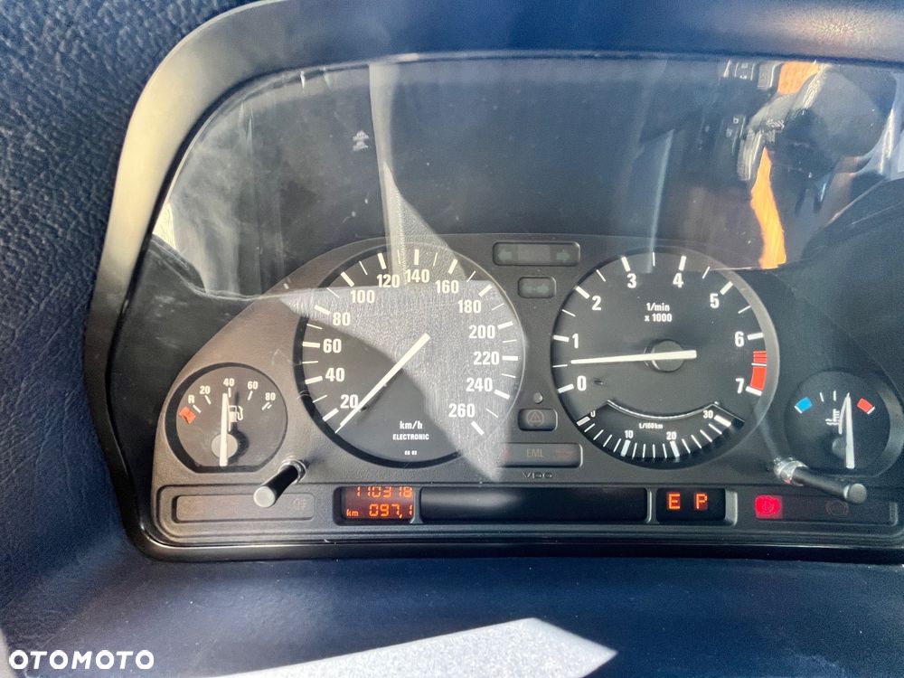 BMW Seria 5 540i - 9