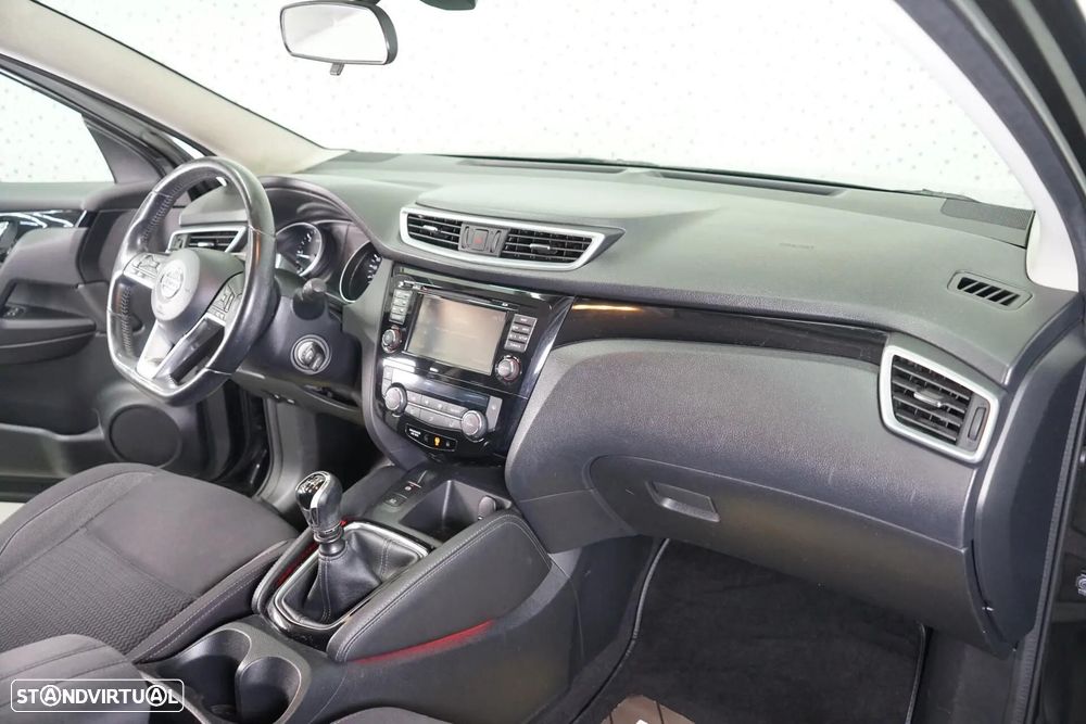 Nissan Qashqai 1.5 dCi N-Connecta Business - 15
