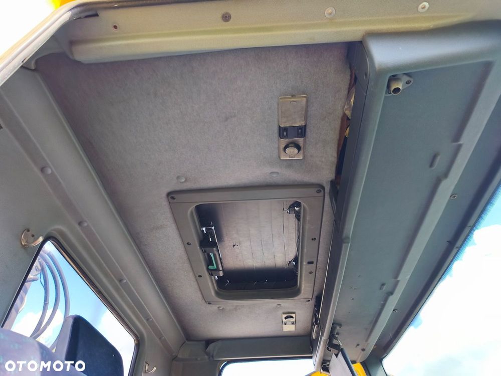 DAF 65.180 + Hr - 17