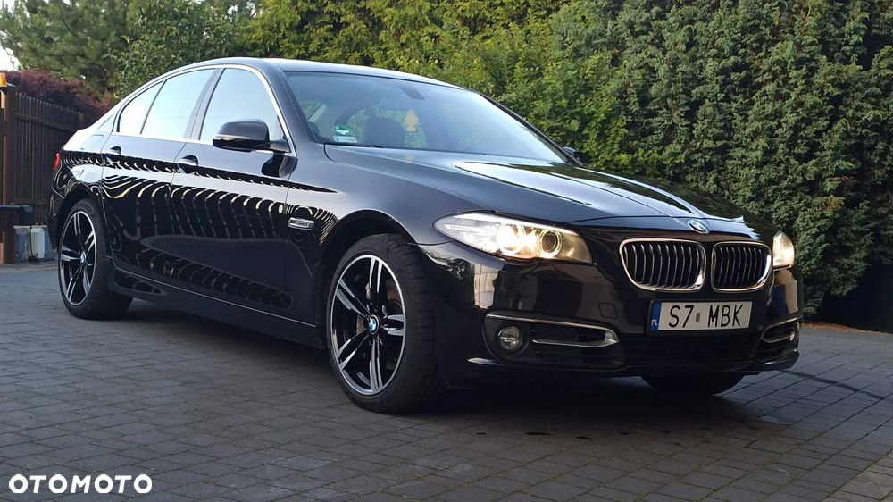 BMW Seria 5 525d xDrive Luxury Line - 16