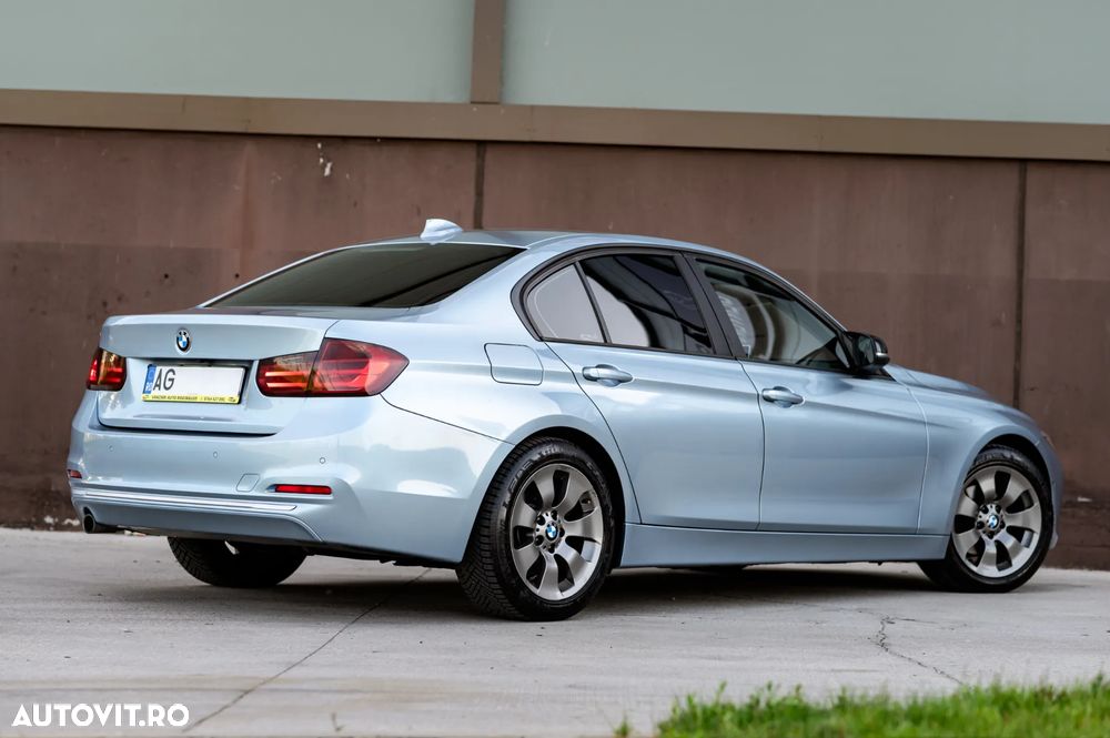 BMW Seria 3 - 18