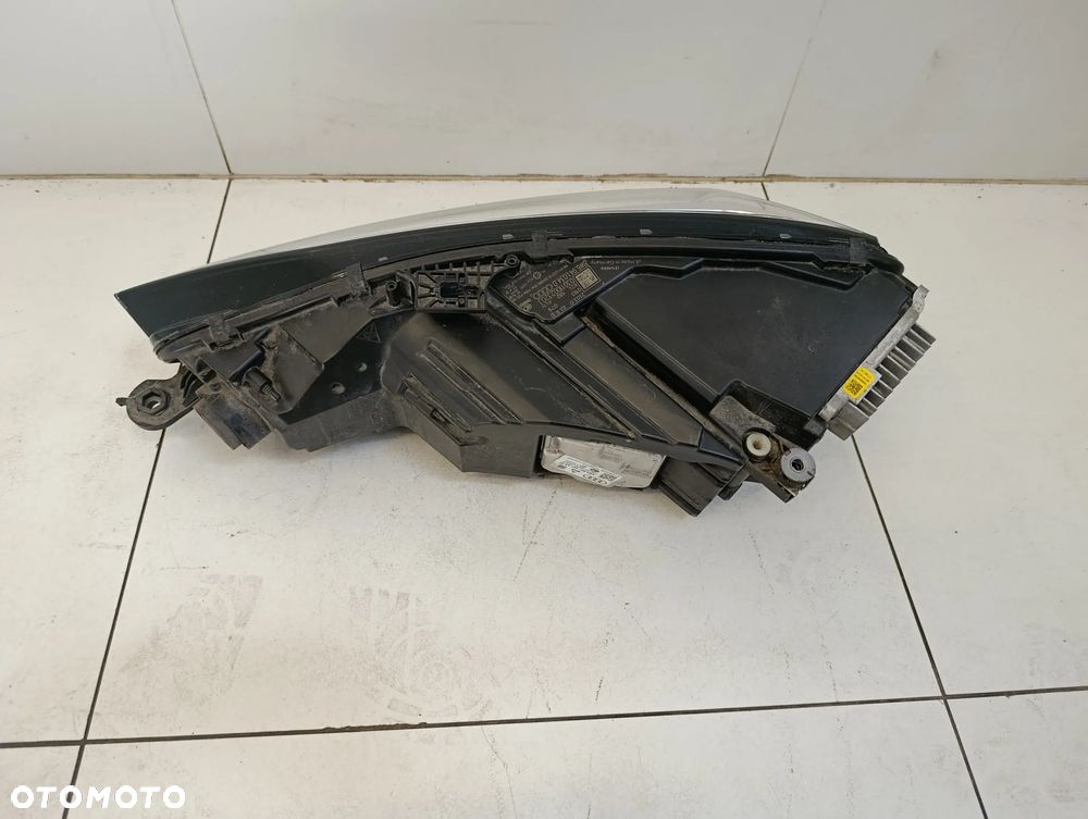 Lampa reflektor prawy przód full led eu Audi A5 II 2 F5 8W - 10