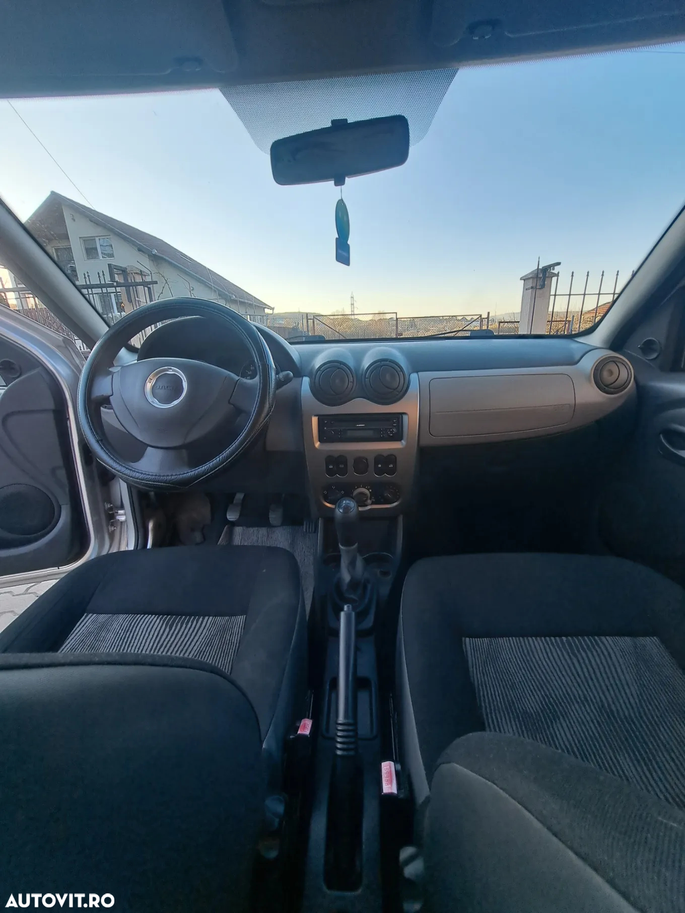 Dacia Sandero 1.4 MPI - 10
