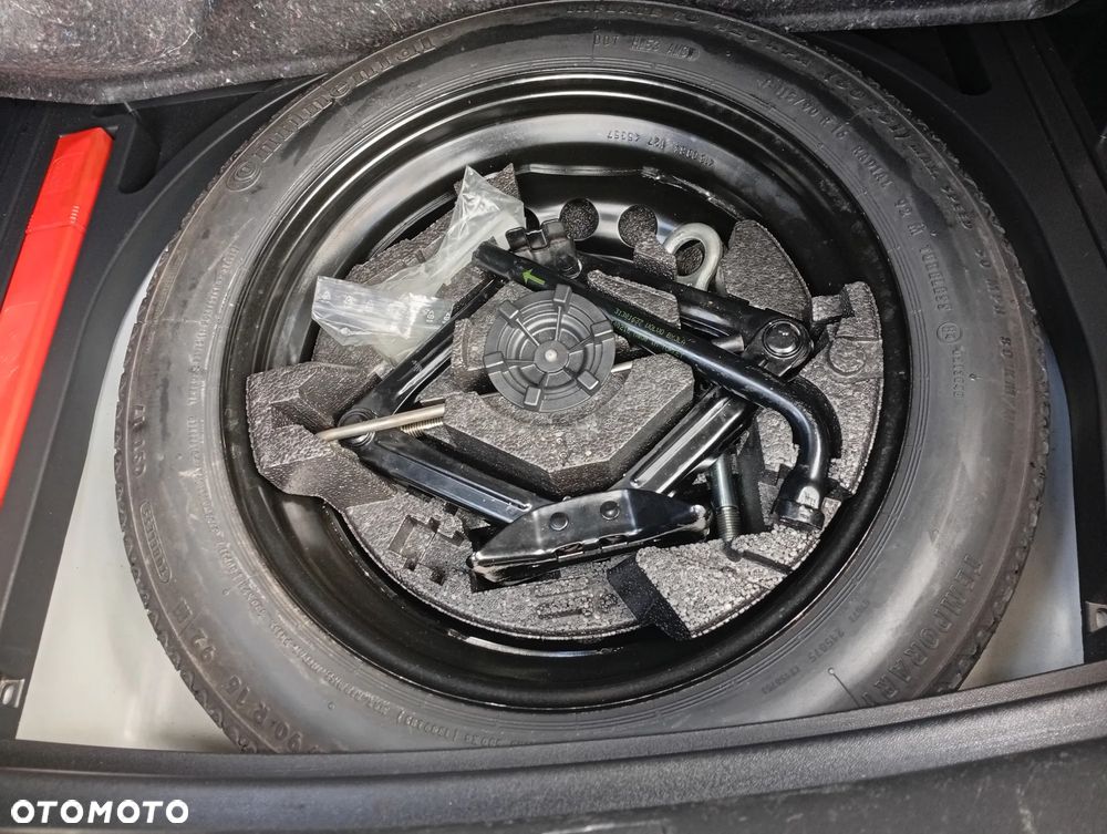 Volvo V40 D2 Momentum - 11
