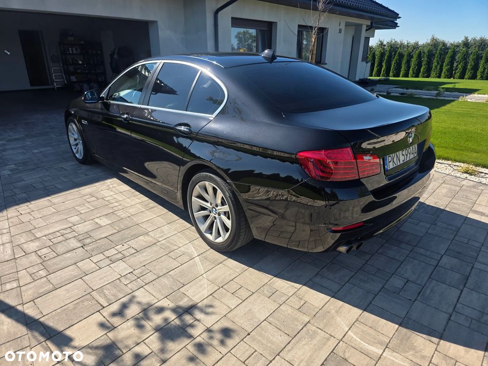 BMW Seria 5 525d - 10