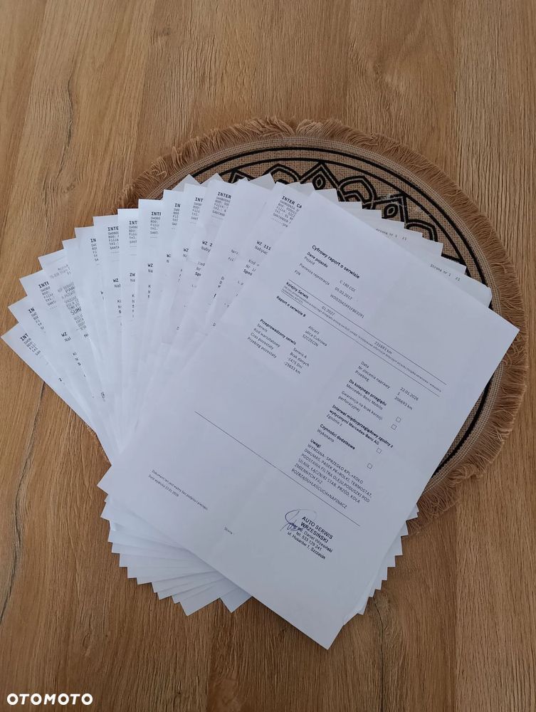 Mercedes-Benz Klasa C 180 CGI BlueEff Avantgarde - 1