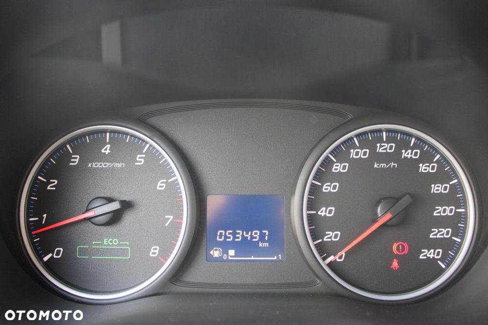 Mitsubishi Outlander - 31