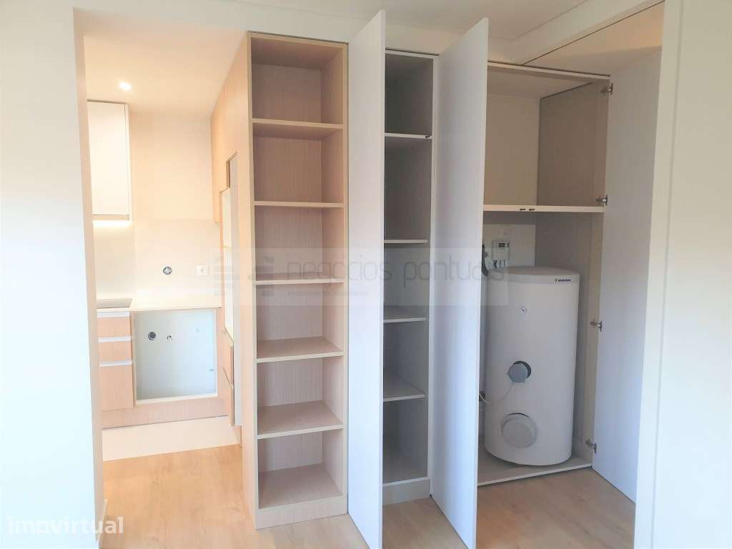T2 Moderno em Gualtar com Varanda Ampla e lugar de Garagem - Grande imagem: 4/17