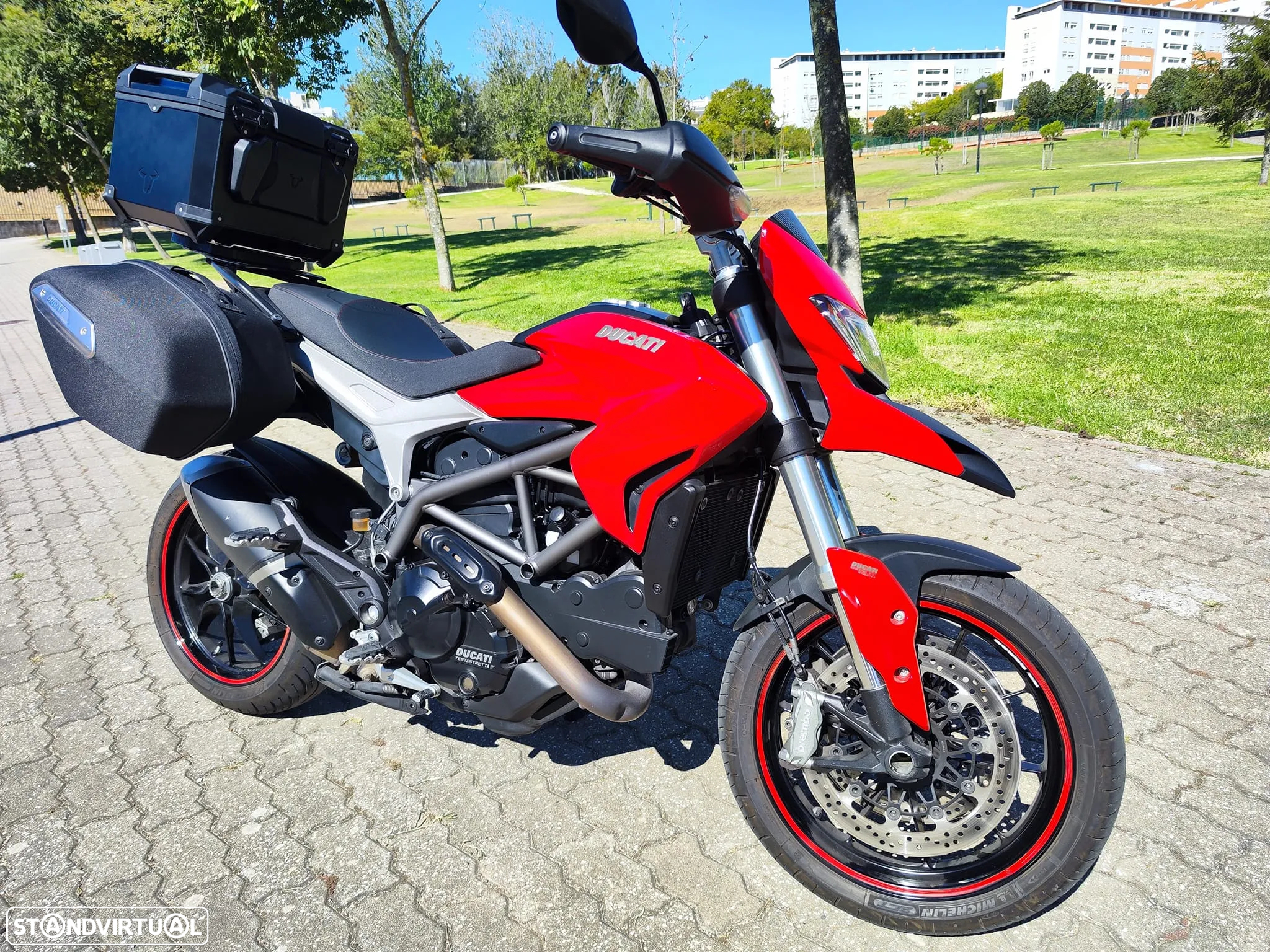 Ducati Hypermotard 821 Strada Abs - 15