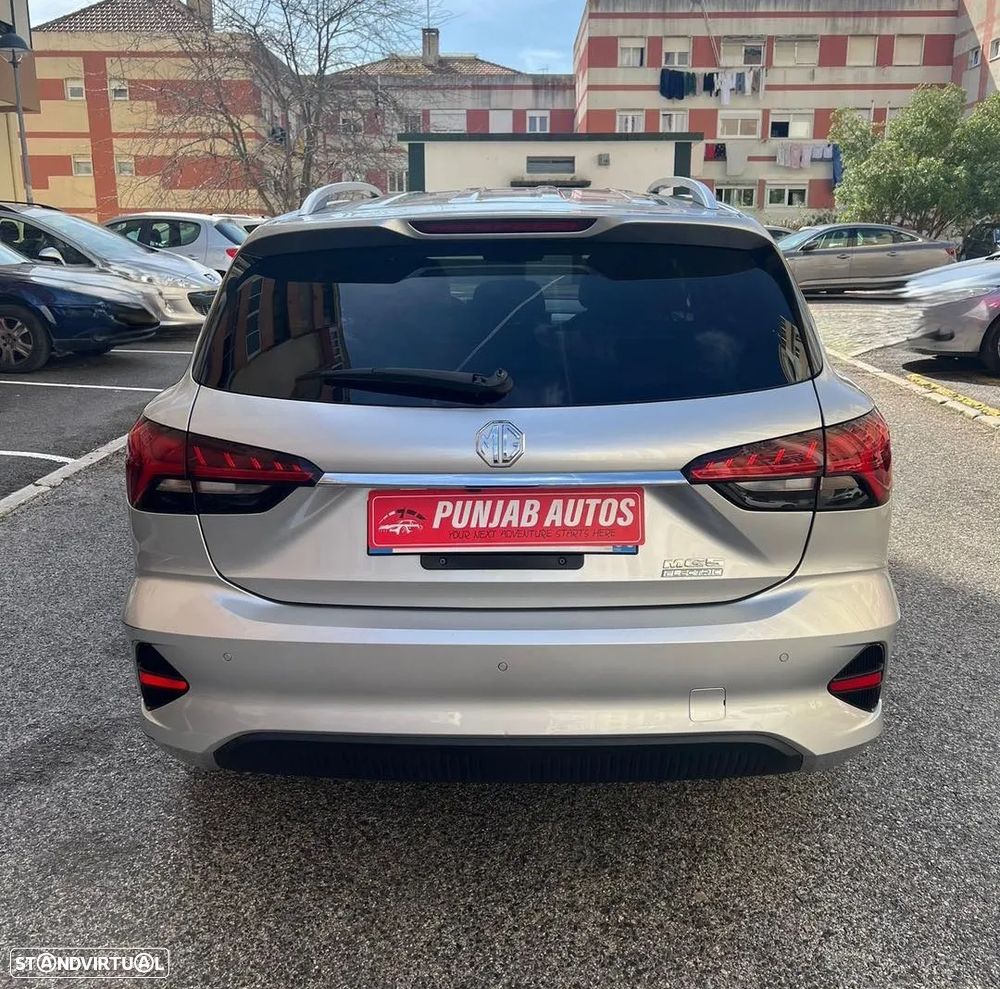 MG MG5 5 Standard Luxury - 4