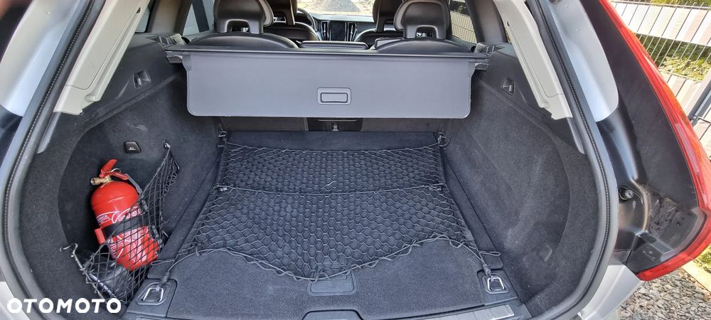 Volvo XC 60 D4 AWD Geartronic Momentum - 10