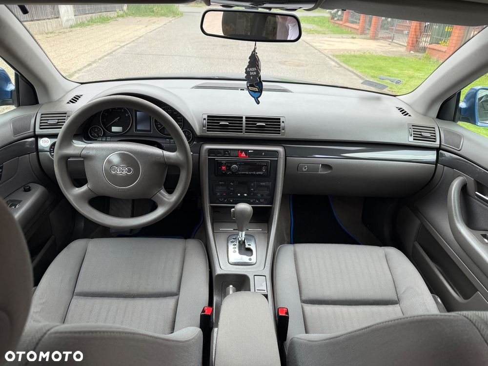 Audi A4 Avant - 15