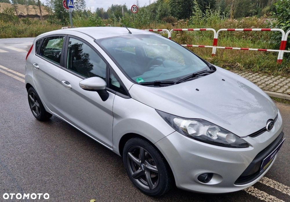 Ford Fiesta - 11