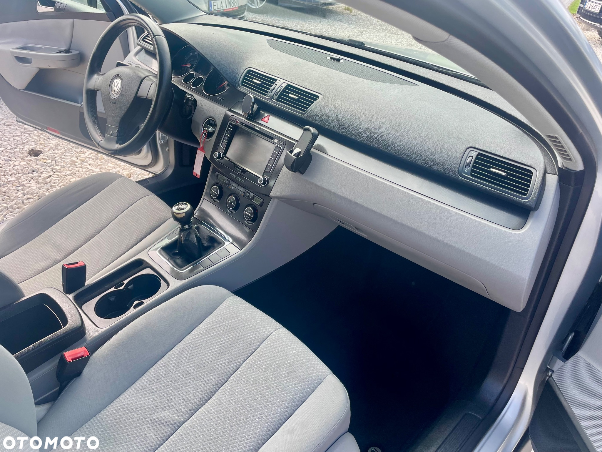 Volkswagen Passat - 23