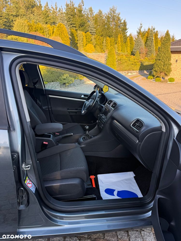 Volkswagen Golf 1.6 TDI Comfortline - 10