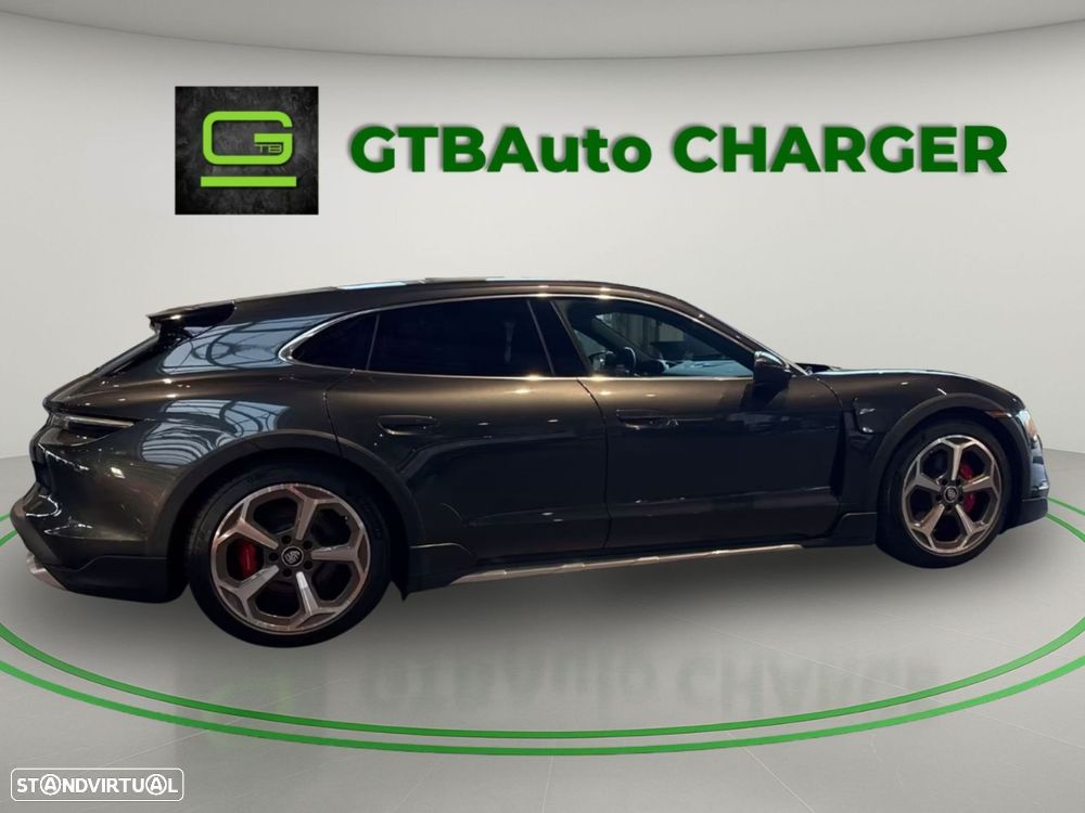 Porsche Taycan Cross Turismo - 5