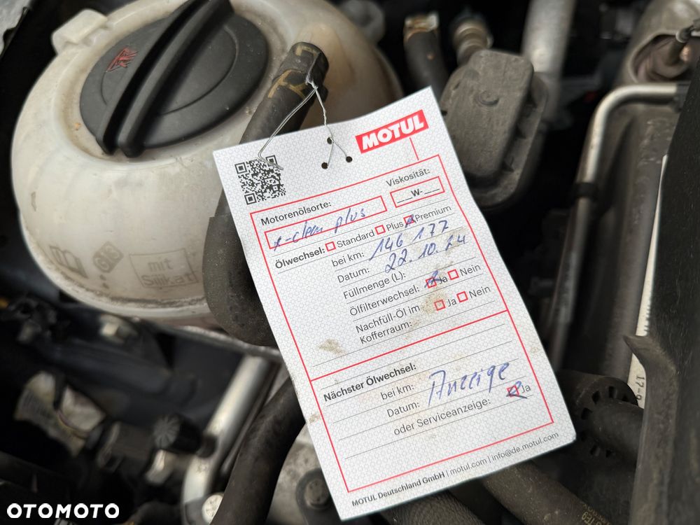 Volkswagen Golf 2.0 TDI (BlueMotion Technology) DSG Highline - 38