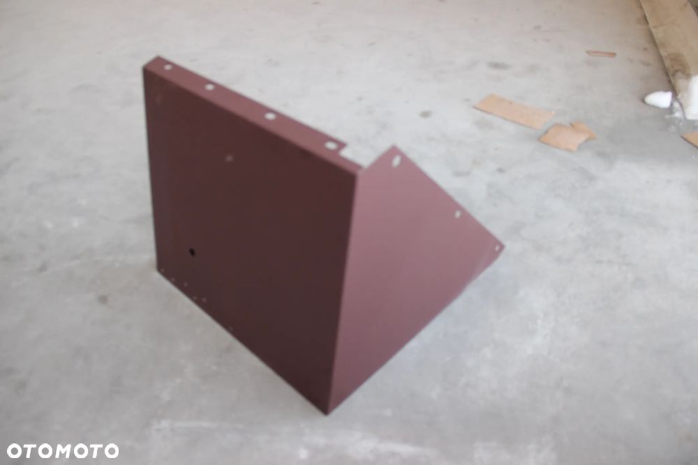 Płaszcz tylnego błotnika stary typ ursus C-385 kpl metalowe - 4