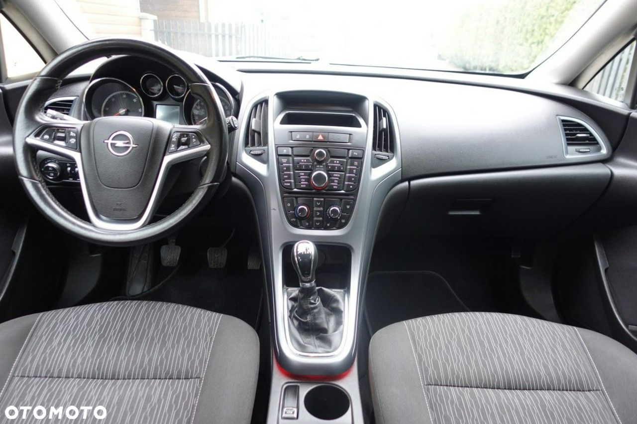 Opel Astra - 13